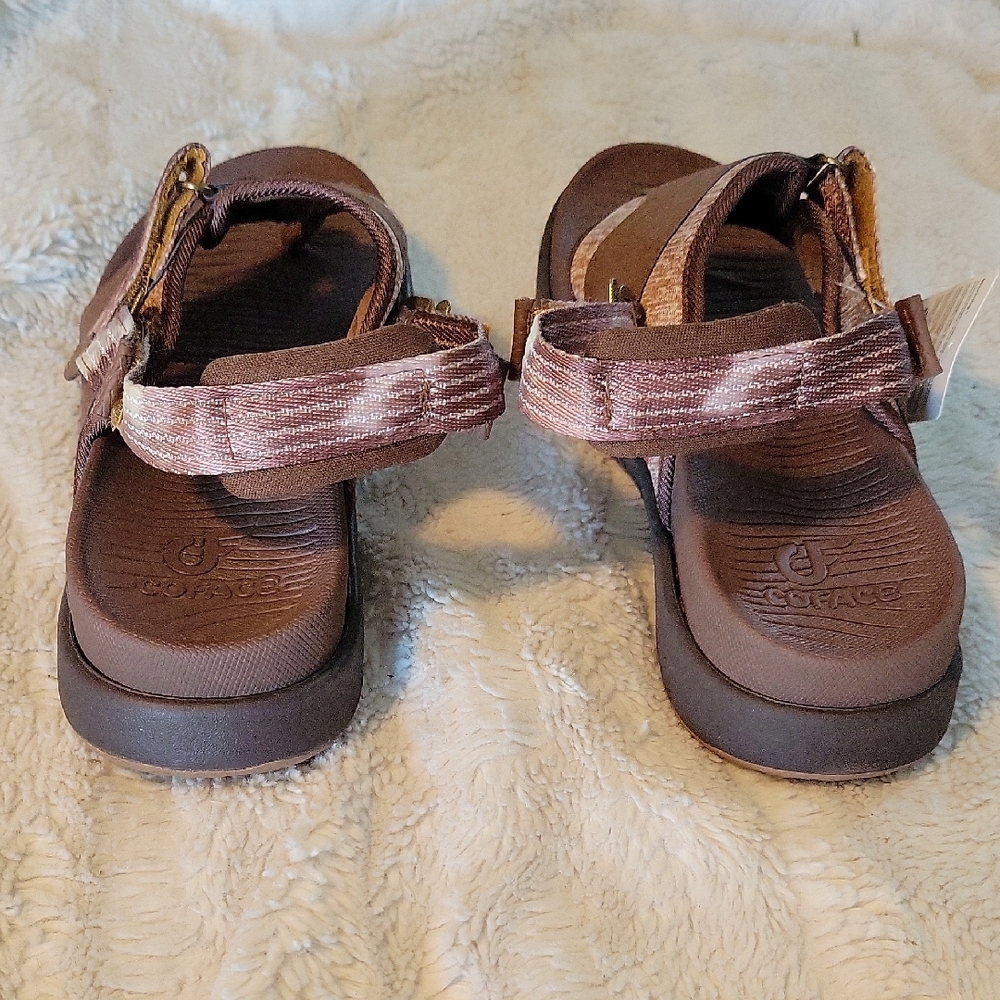 Brown Thong-Style Sandals with Cushioned Footbed - Picture 3 of 14